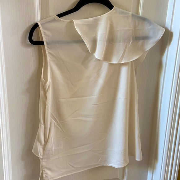 NWT Cream One Shoulder Flowy Top - Picture 3 of 3